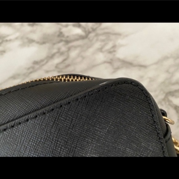 Michael Kors Crossbody Bag - Picture 6 of 9